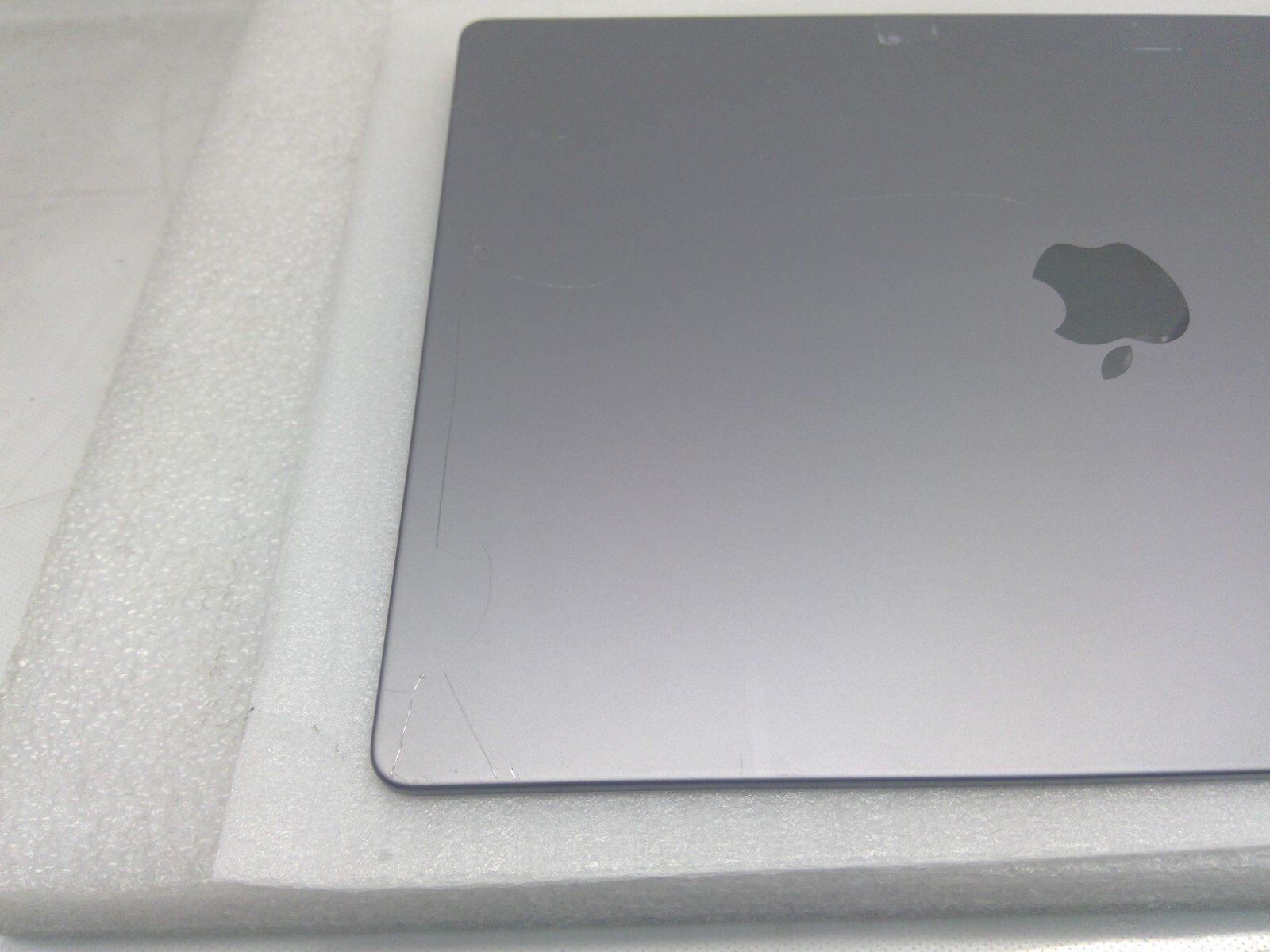 Genuine Apple OEM LCD Screen Display Assembly for 16″ M1 MacBook Pro A2485 2021