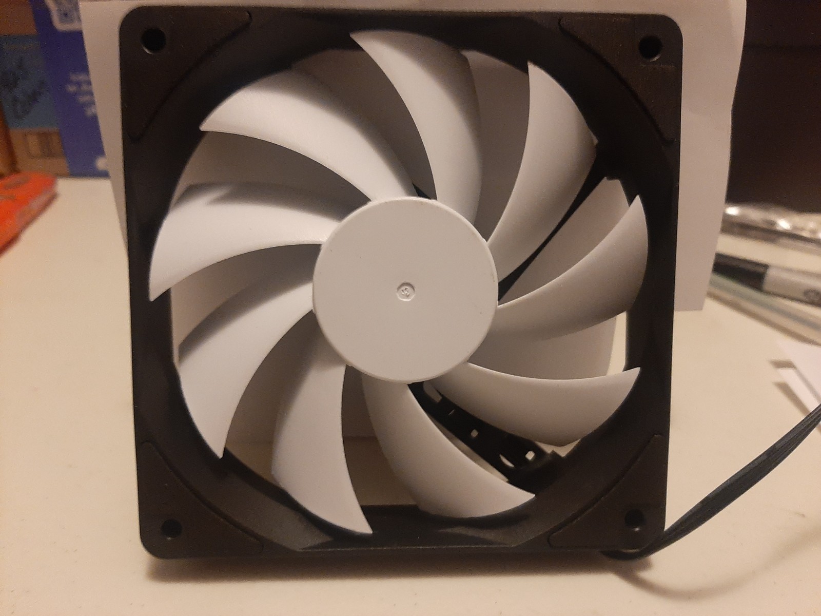 LOT PC FAN 120mm Gaming PC Computer Case Cooling Fans BLACK OR WHITE FAN BLADES