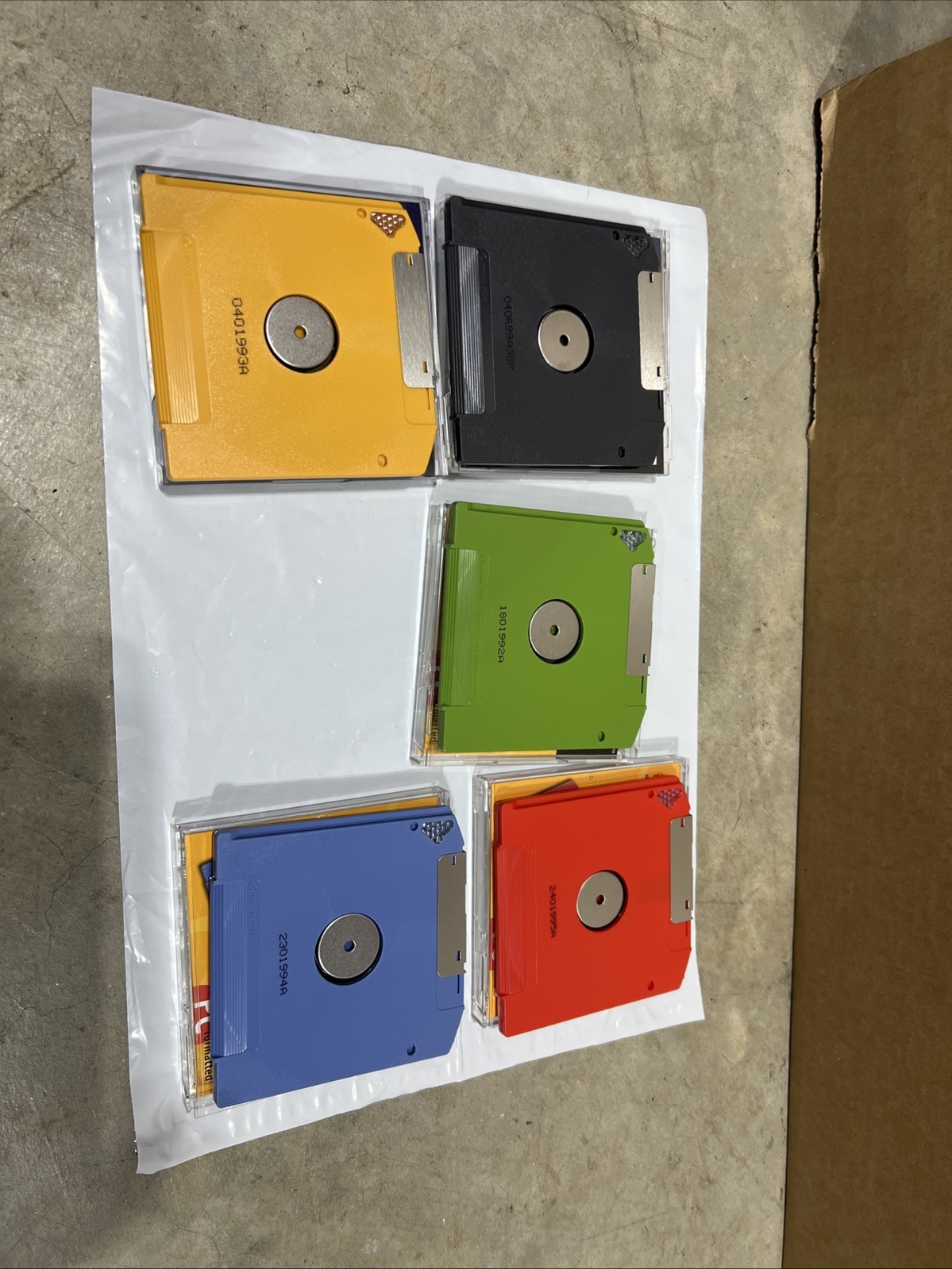 Lot of 5 iomega Zip Disk 100 USED 100MB Storage Capacity Blank Mac Or PC Format