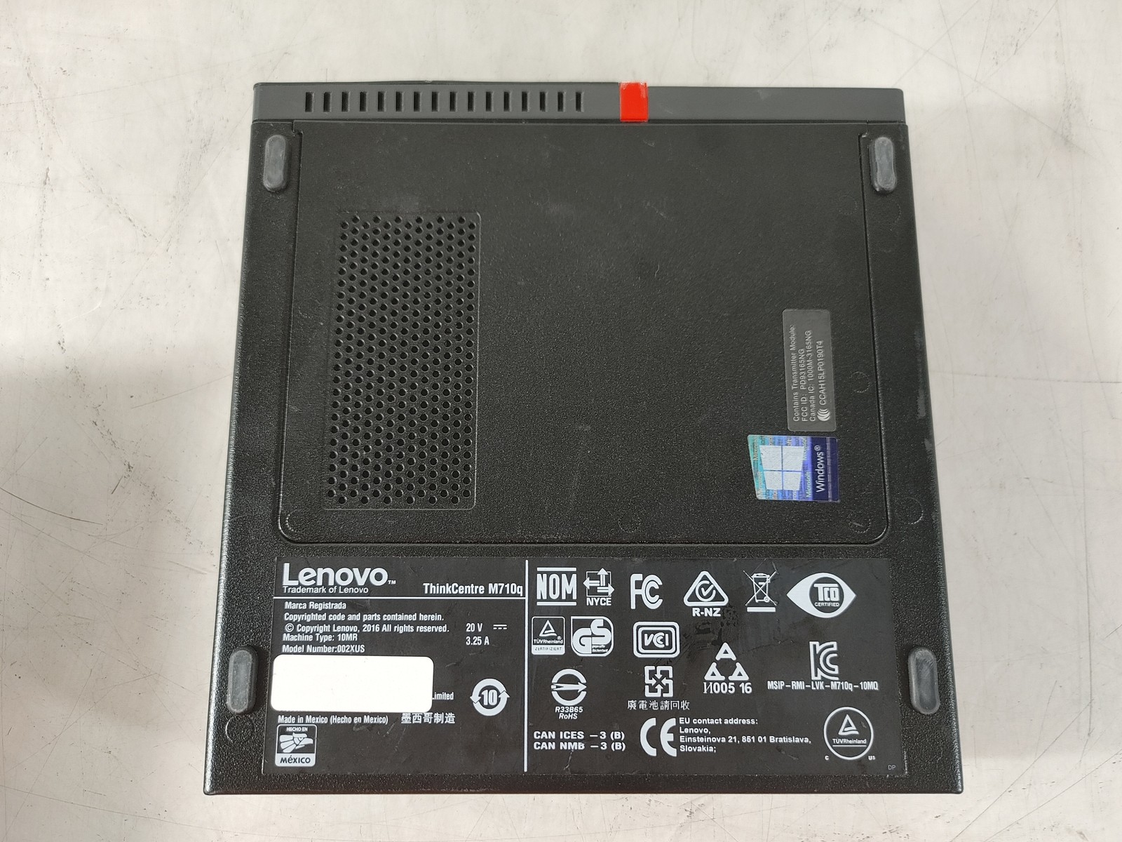 Lenovo ThinkCentre M710q Tiny Core i3-7100T 3.40 GHz 8 GB DDR4 No HDD