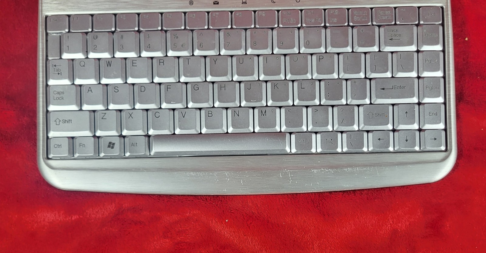 Zippy wk-602 Keyboard Silver – Tested