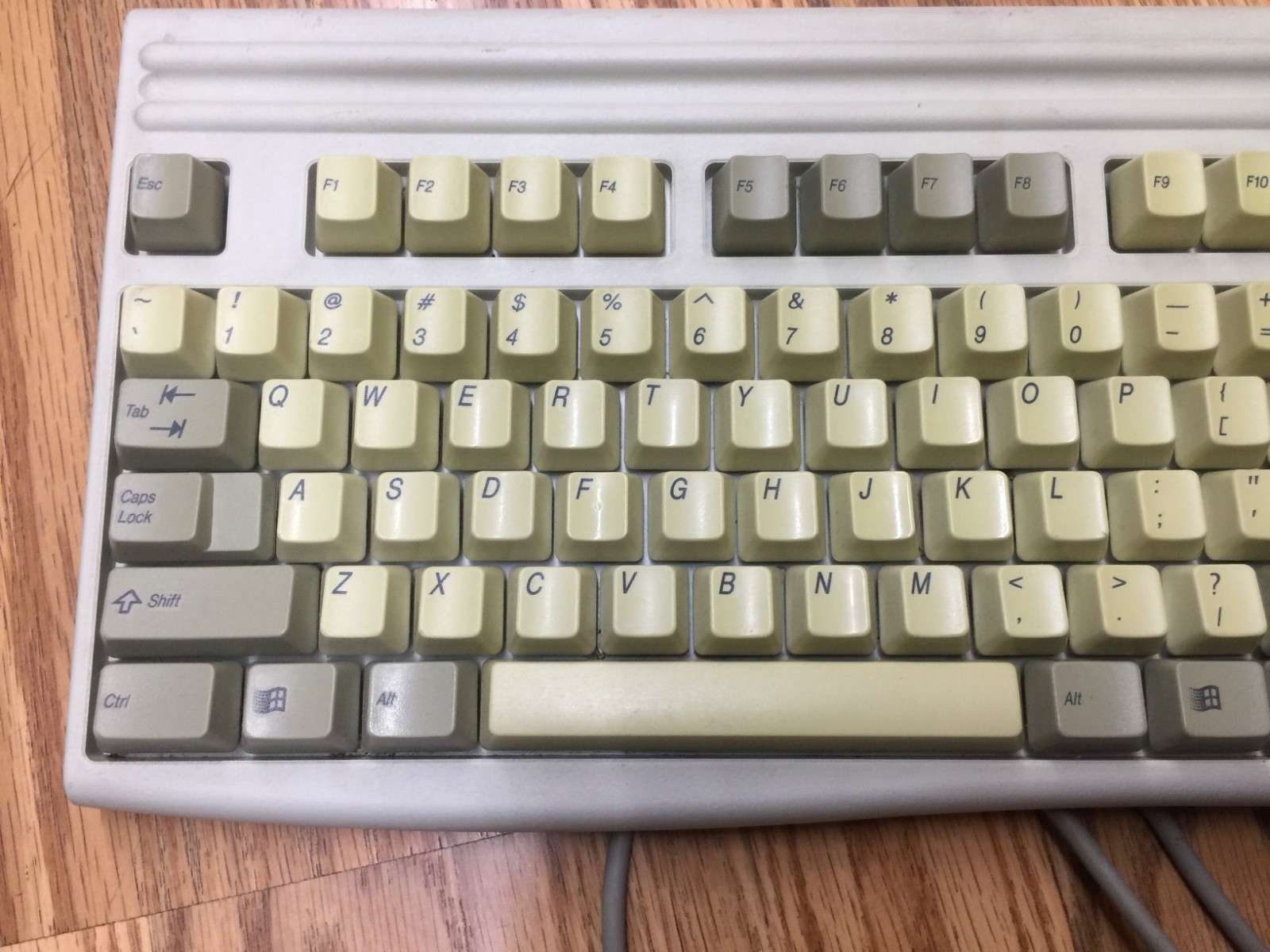 MITSUMI CMYKPQ6987 keyboard AT DIN-5 ,Test-PASS, Warranty: 30 days