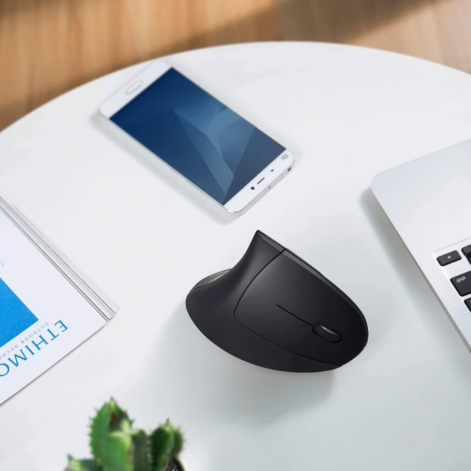 Anker 2.4G Wireless Vertical Ergonomic Optical Mouse 5 Buttons 800/1200/1600 DPI