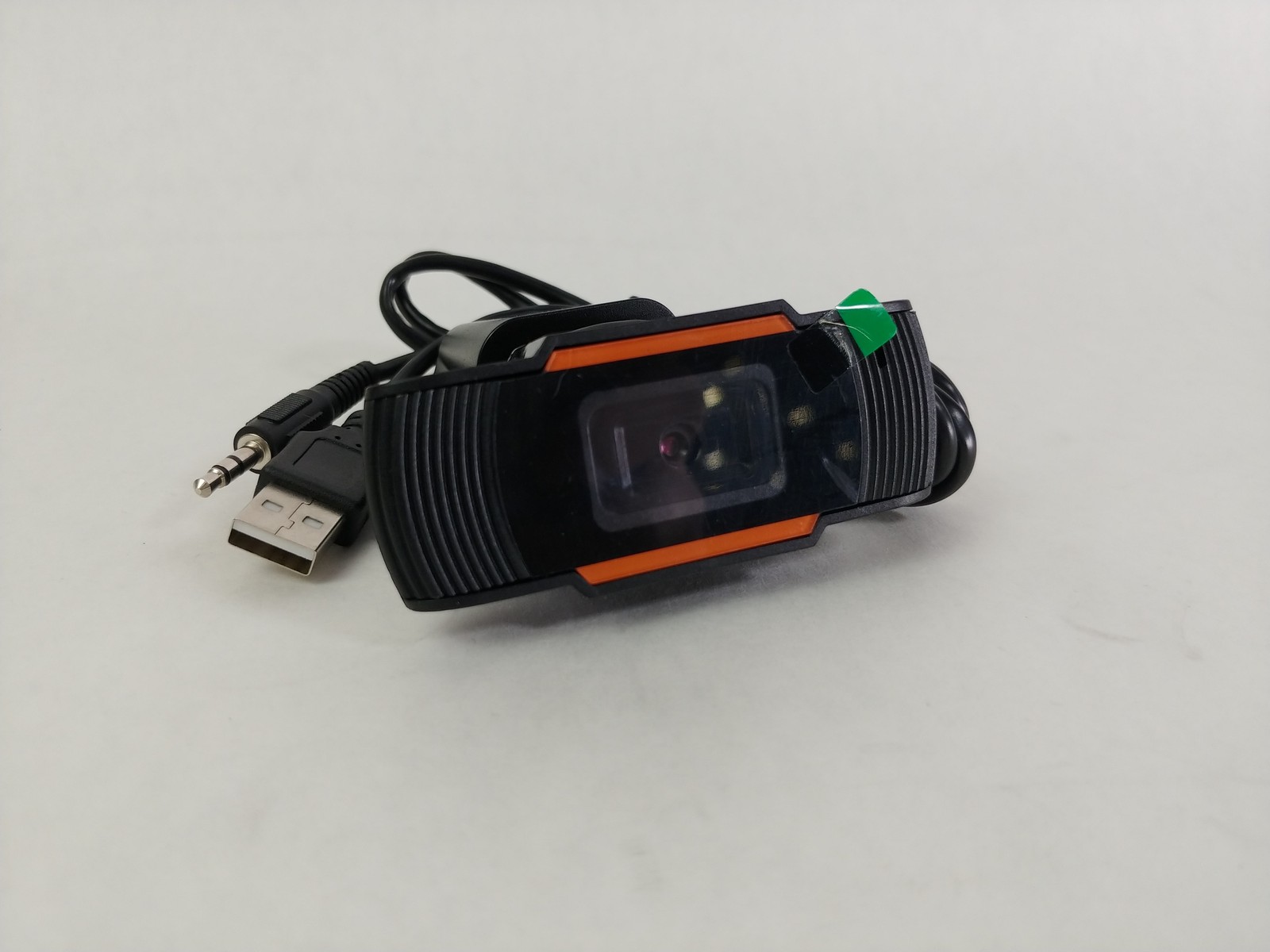 Unbranded L015 1280 x 720 USB Webcam with 3.5mm Audio