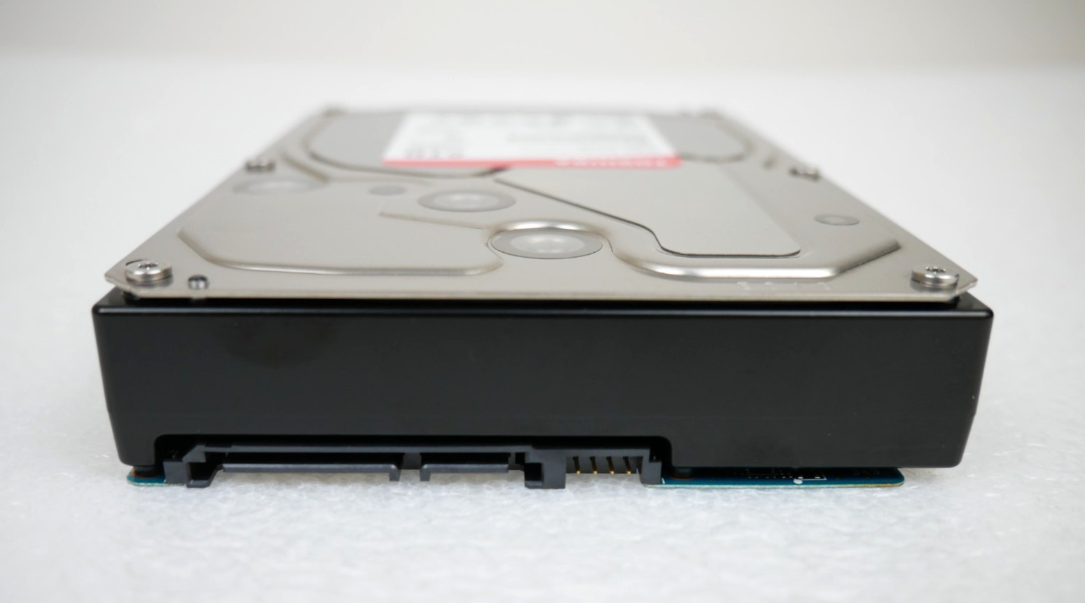 Toshiba HDETS10GCA51 6TB 7.2K 6Gbps SATA 3.5″ High Performance Hard Drive