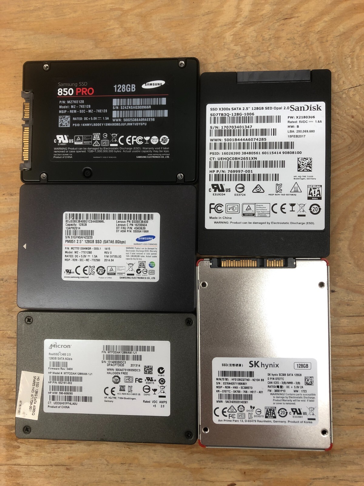 128GB SSD 2.5″ Samsung, Micron, Lite-On, SanDisk… major brands. Price for 1 pc