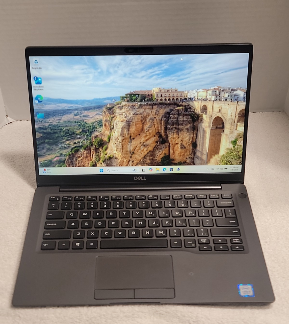Dell Latitude 7400 14″ Core i5-8365U | 16GB RAM | 256GB SSD | Win 11 Pro