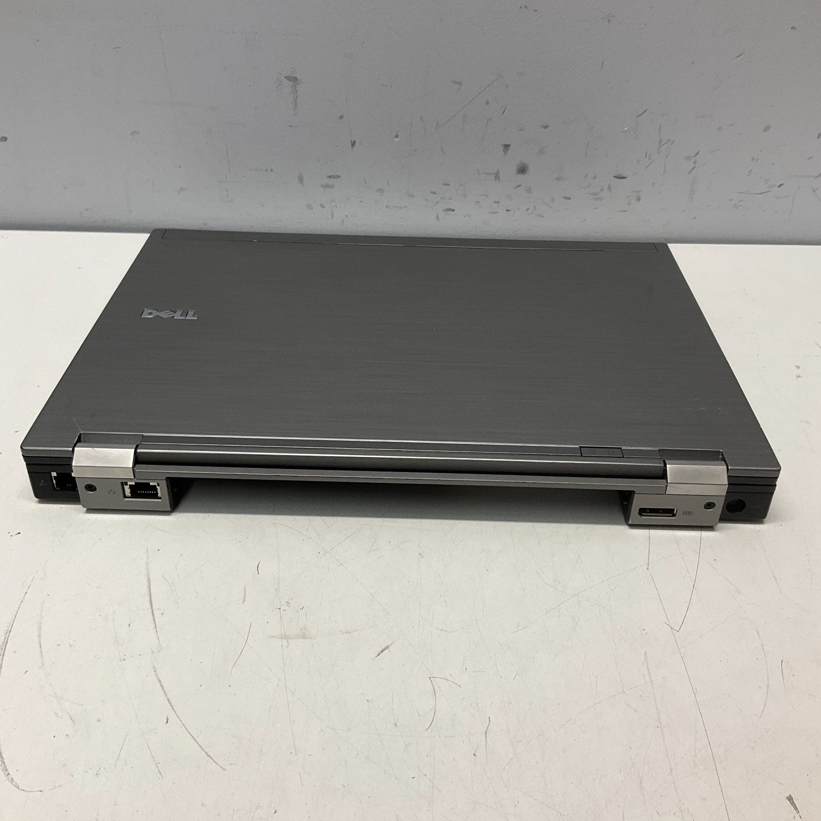 Dell Latitude E6410 Laptop Intel Core i5 M 560 2.67GHz 4GB RAM 250GB SSD NO BAT