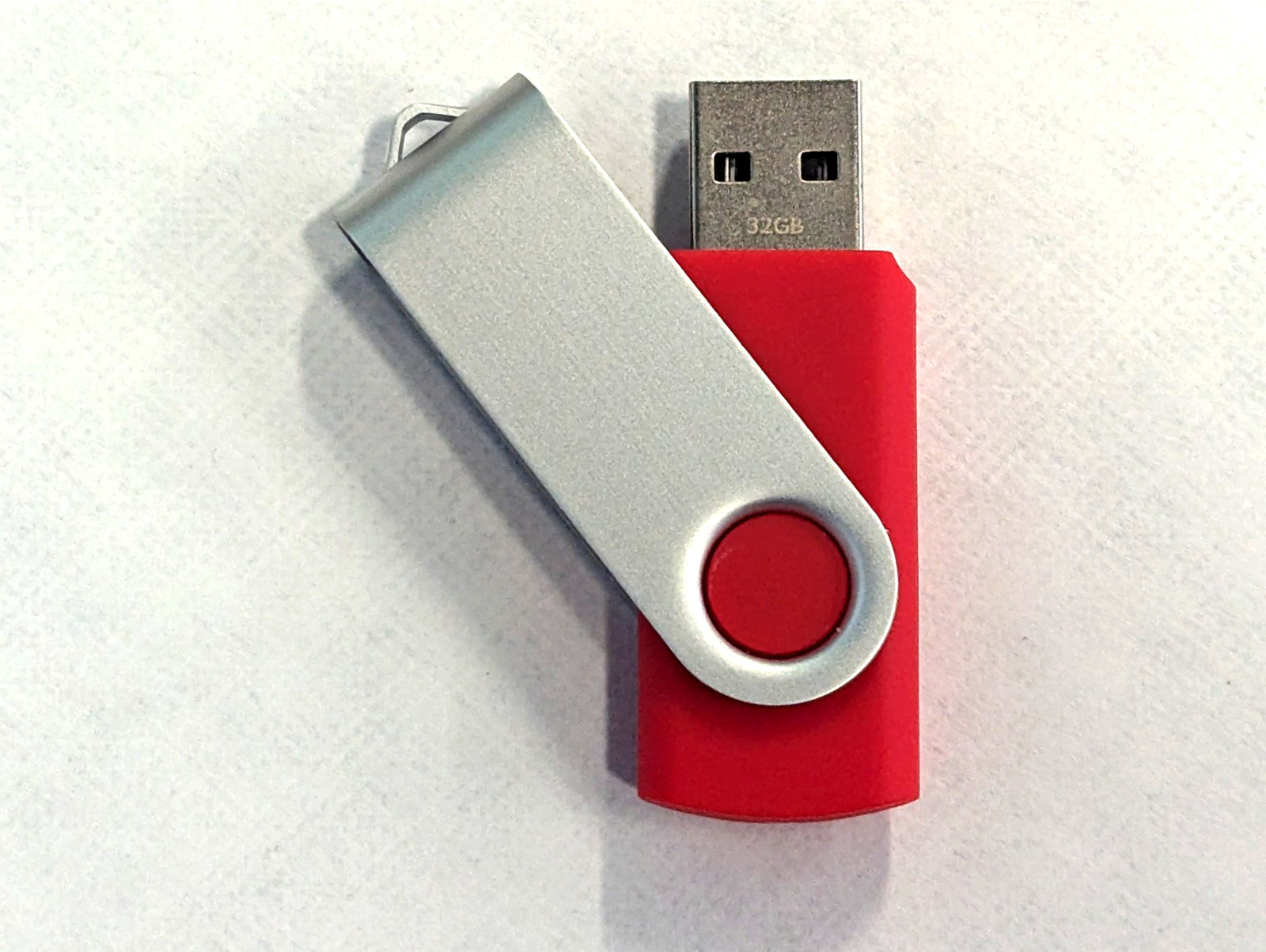 USB Flash Drive 32GB – Unbranded – USB 2.0 – FAT32 Format for Multimedia