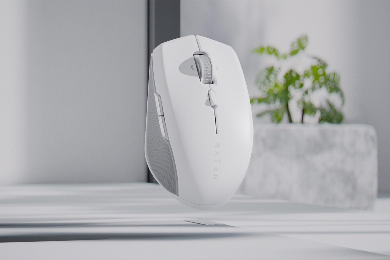 Razer Pro Click Mini Portable Wireless Mouse with Silent Tactile Mouse Clicks