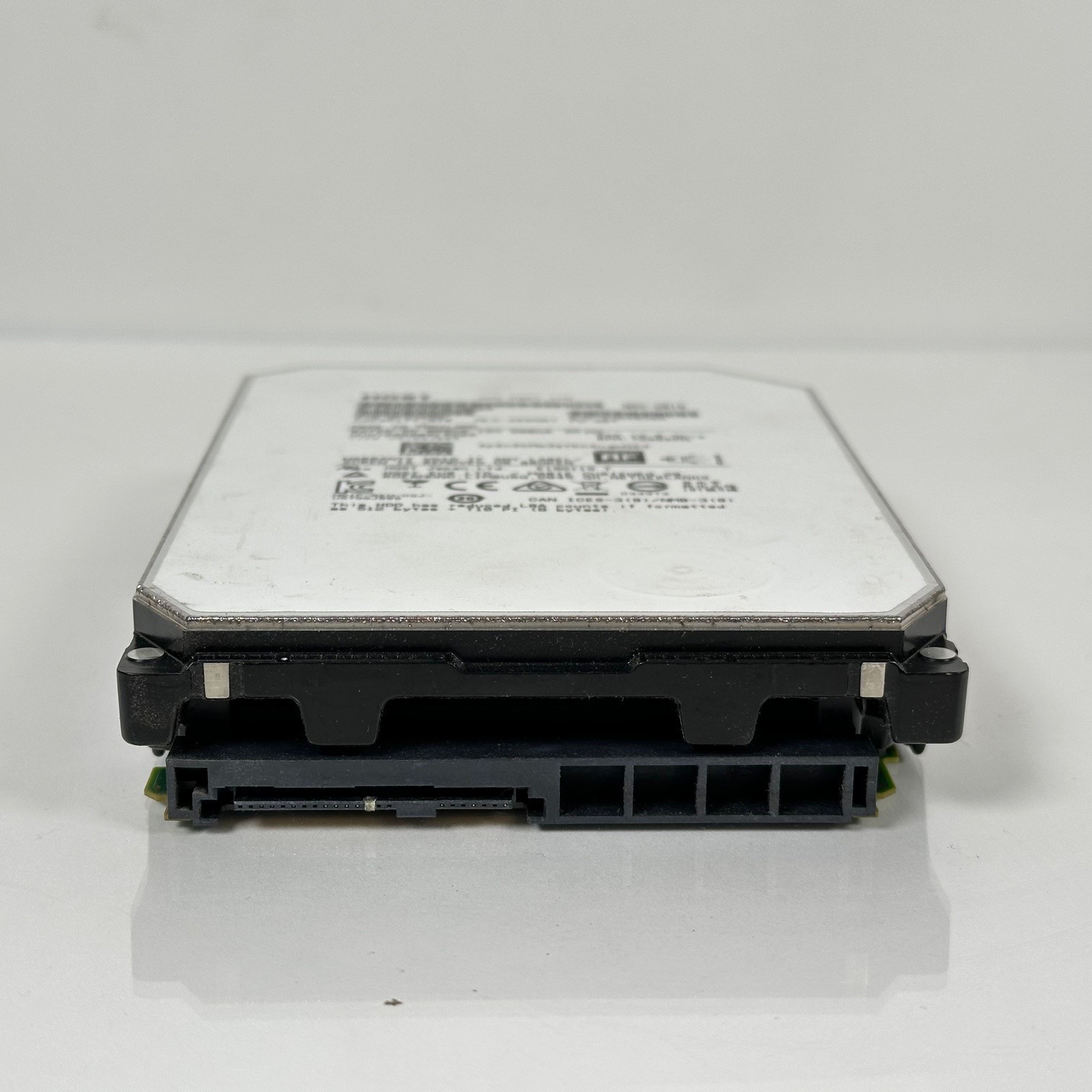 HGST 0F23658 8TB 3.5″ Internal Hard Drive HUH728080AL5205 HARD DRIVE