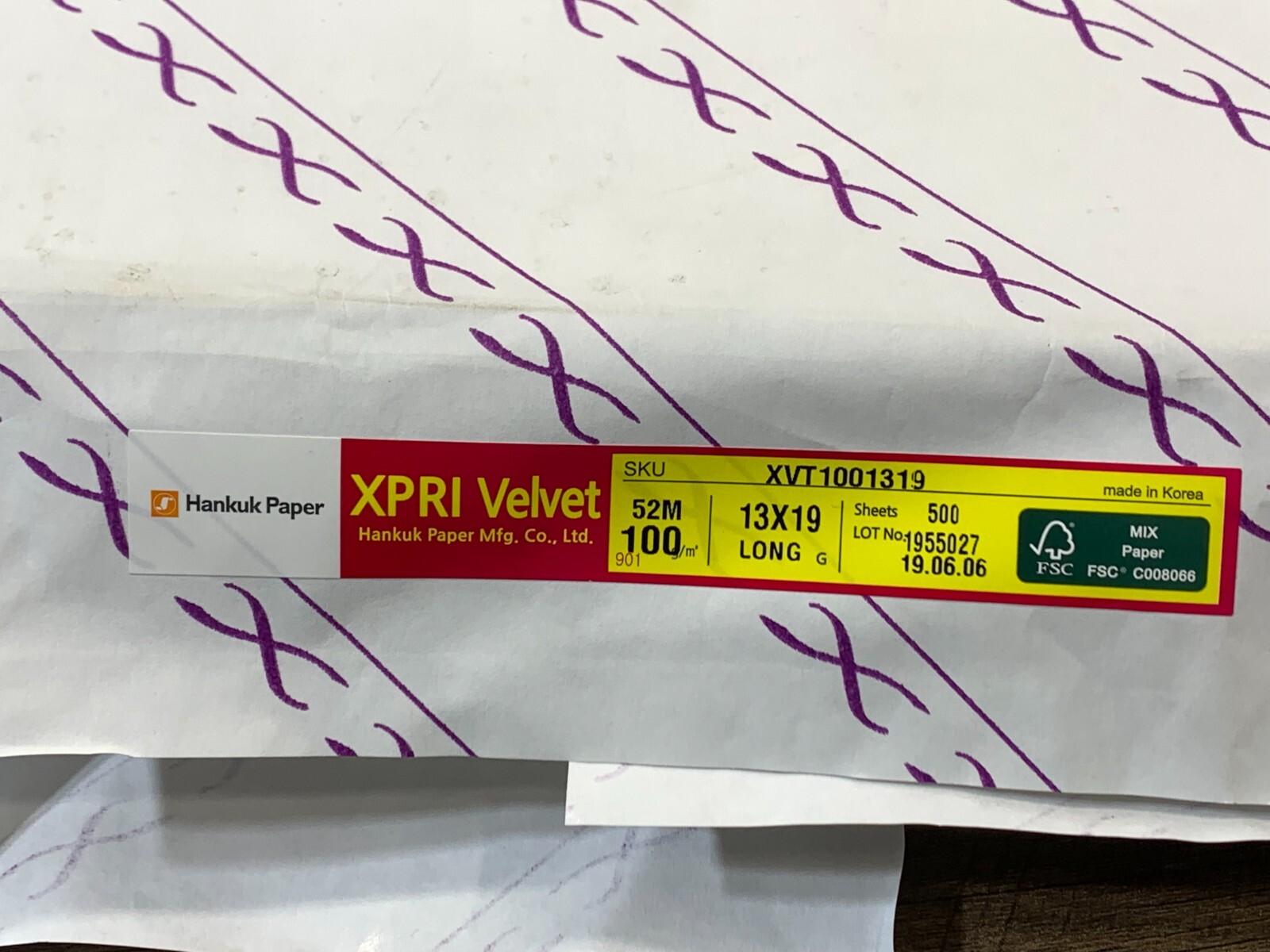 Hankuk Paper XPRI Velvet Printing Paper White 100g/m² 13×19 Case of 500 #1955027