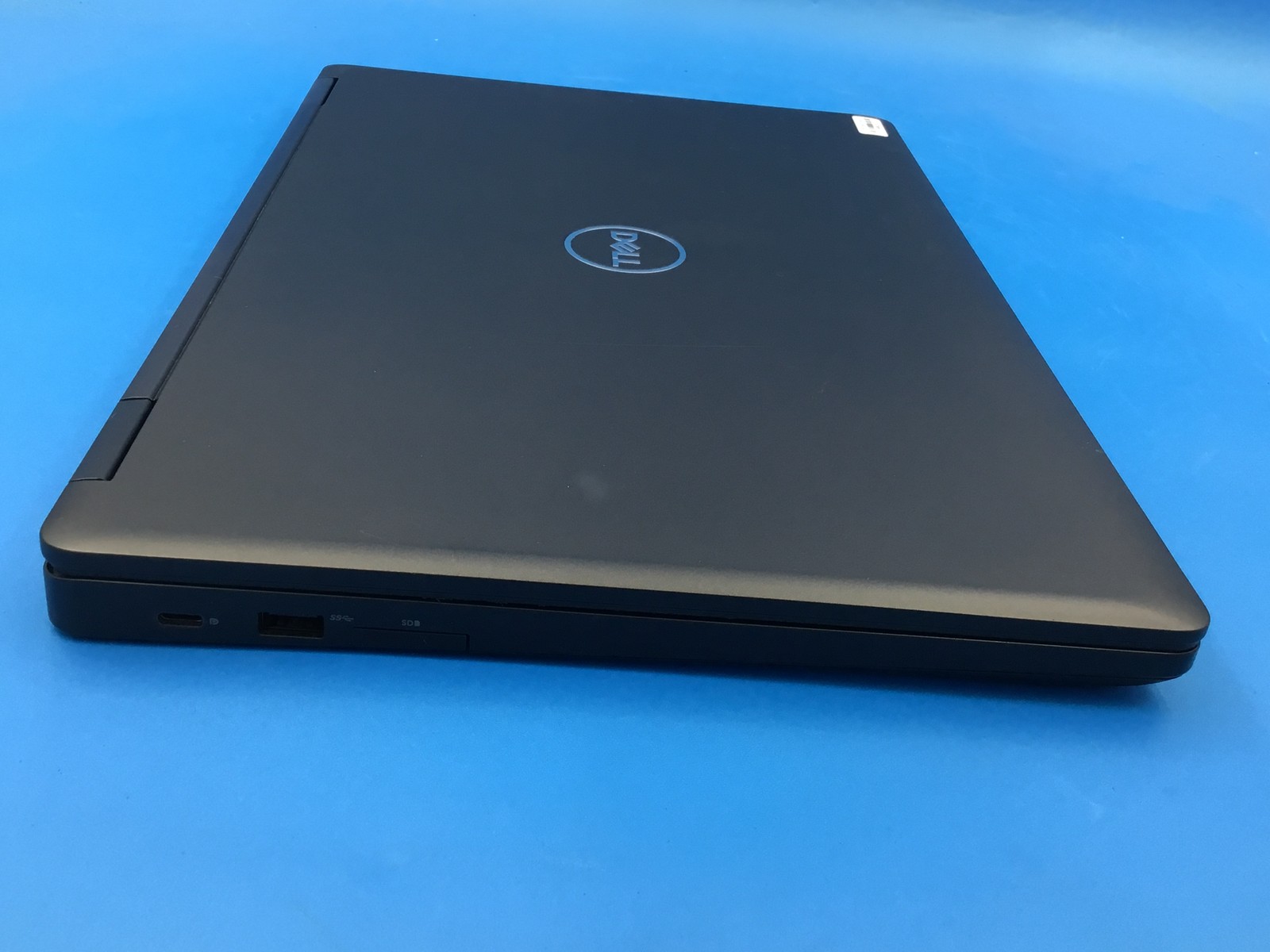 Dell Latitude 5590 15.6″ Laptop i5-8250U@1.60 16GB RAM 256SSD BT CAM BKLIT FHD