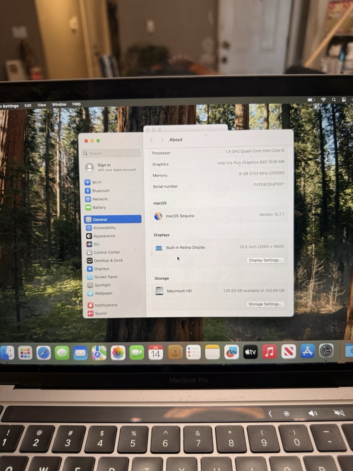 2020 Apple MacBook Pro 13.3″ i5 1.4GHz 8GB RAM 256GB SSD Space Gray A2289