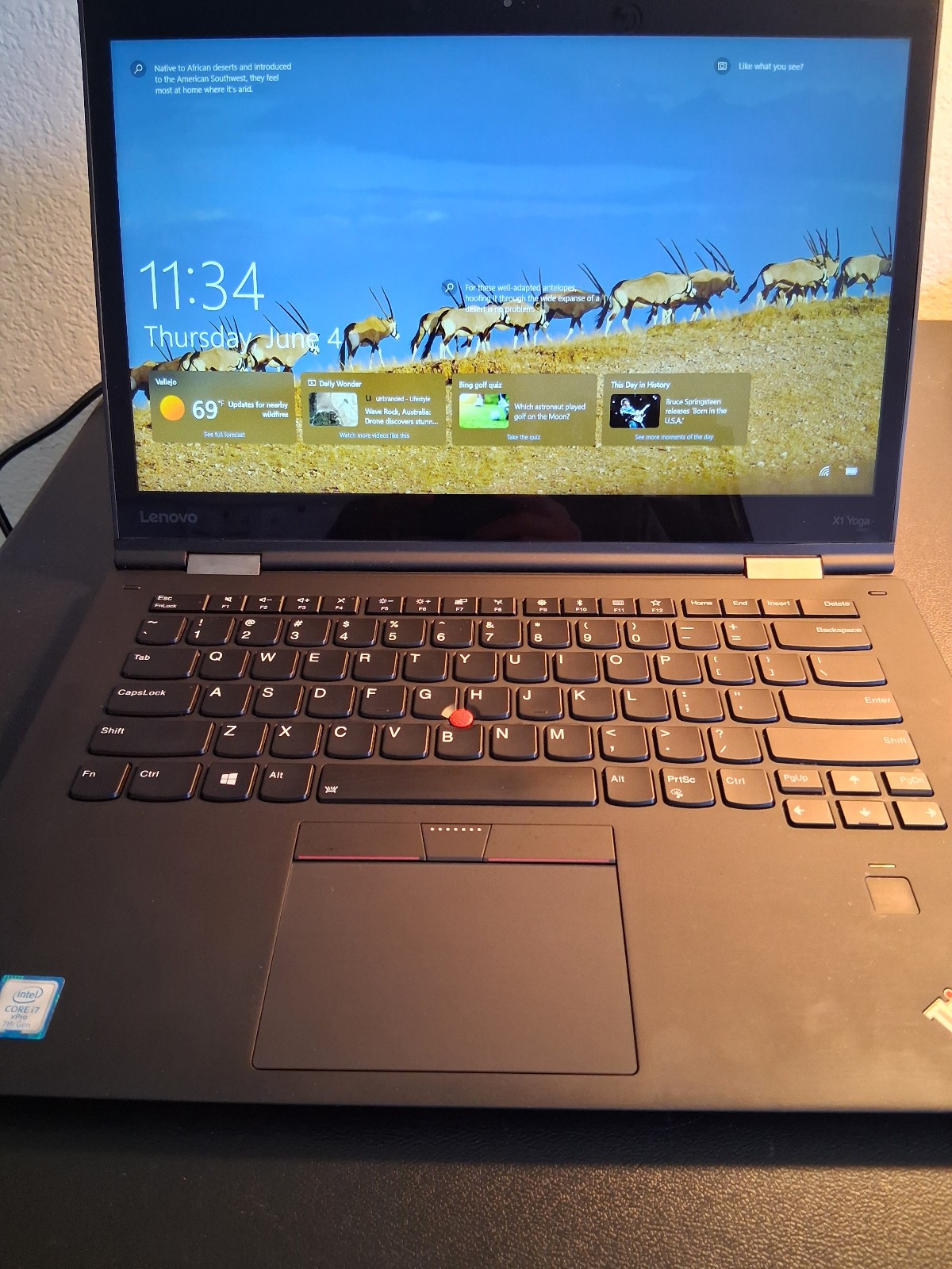Lenovo X1 Yoga 2nd Gen i7-7600U 16GB RAM 256 SSD/NVMe 2 in 1 Win 10 Pro *READ*