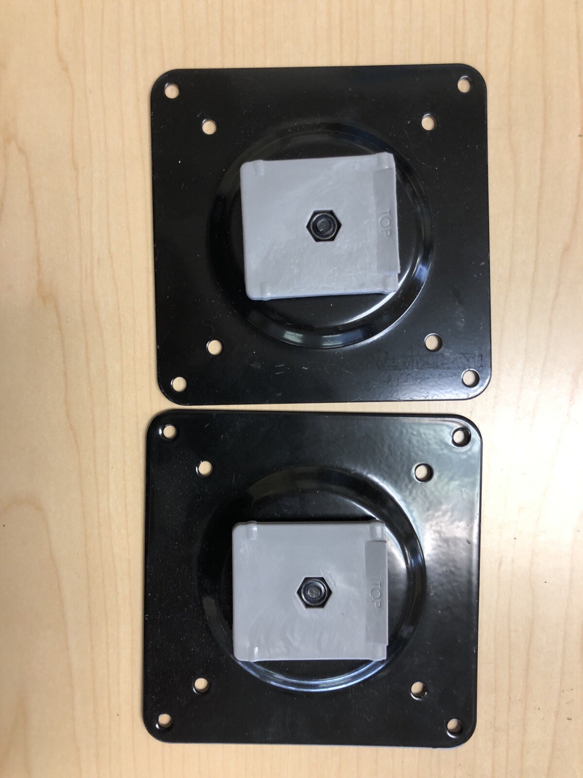 HUMANSCALE M8 M2 BLACK VESA PLATE MOUNT 100MM M-FLEX, Genuine Humanscale Part