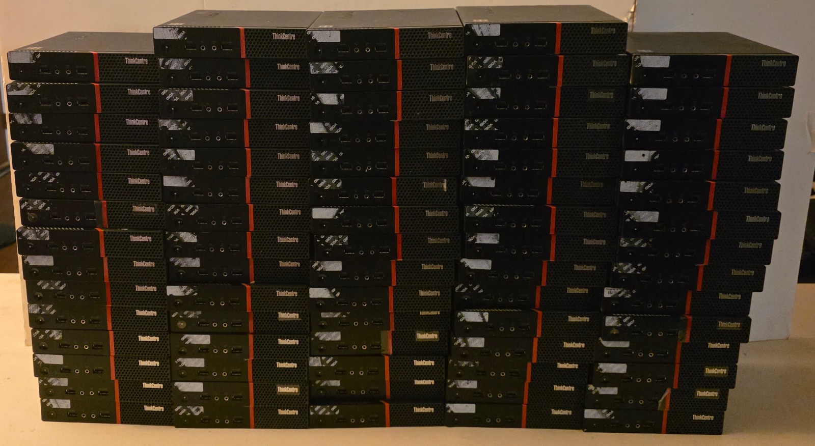Lenovo ThinkCentre M715q AMD Ryzen 3 PRO 2200GE 3.2GHz 8GB 256GB 10VHS1HB00