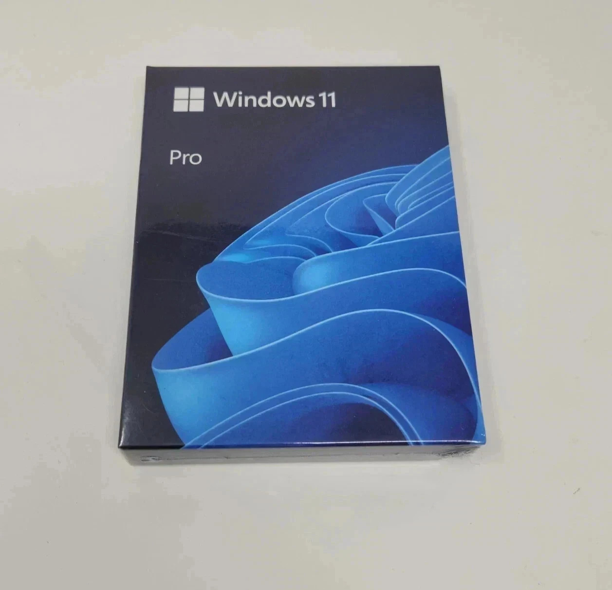 Microsoft Windows 11 Pro 64-Bit USB Flash Drive (HAV-00162)