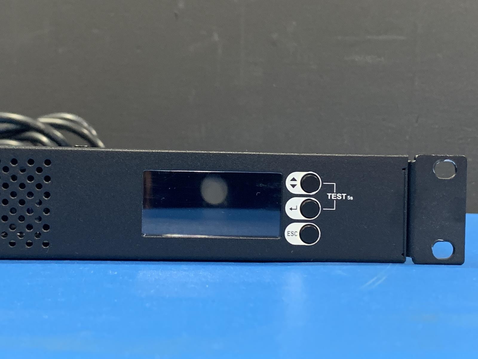 Eaton EATS115 120V 12A Single-Phase 10-Outlet PDU W/ Rack Ears 9001-5013-00P
