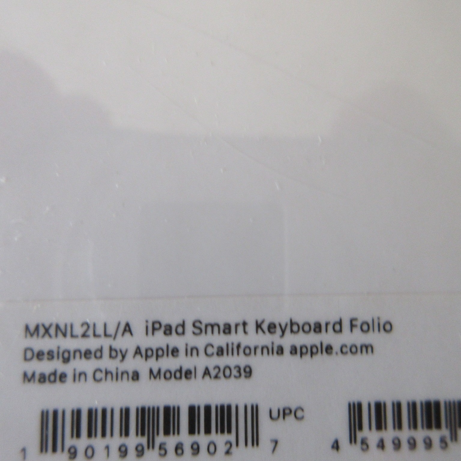 ~NEW SEALED~Apple Smart Keyboard Folio (for 12.9-inch iPad Pro- 4th Generation)
