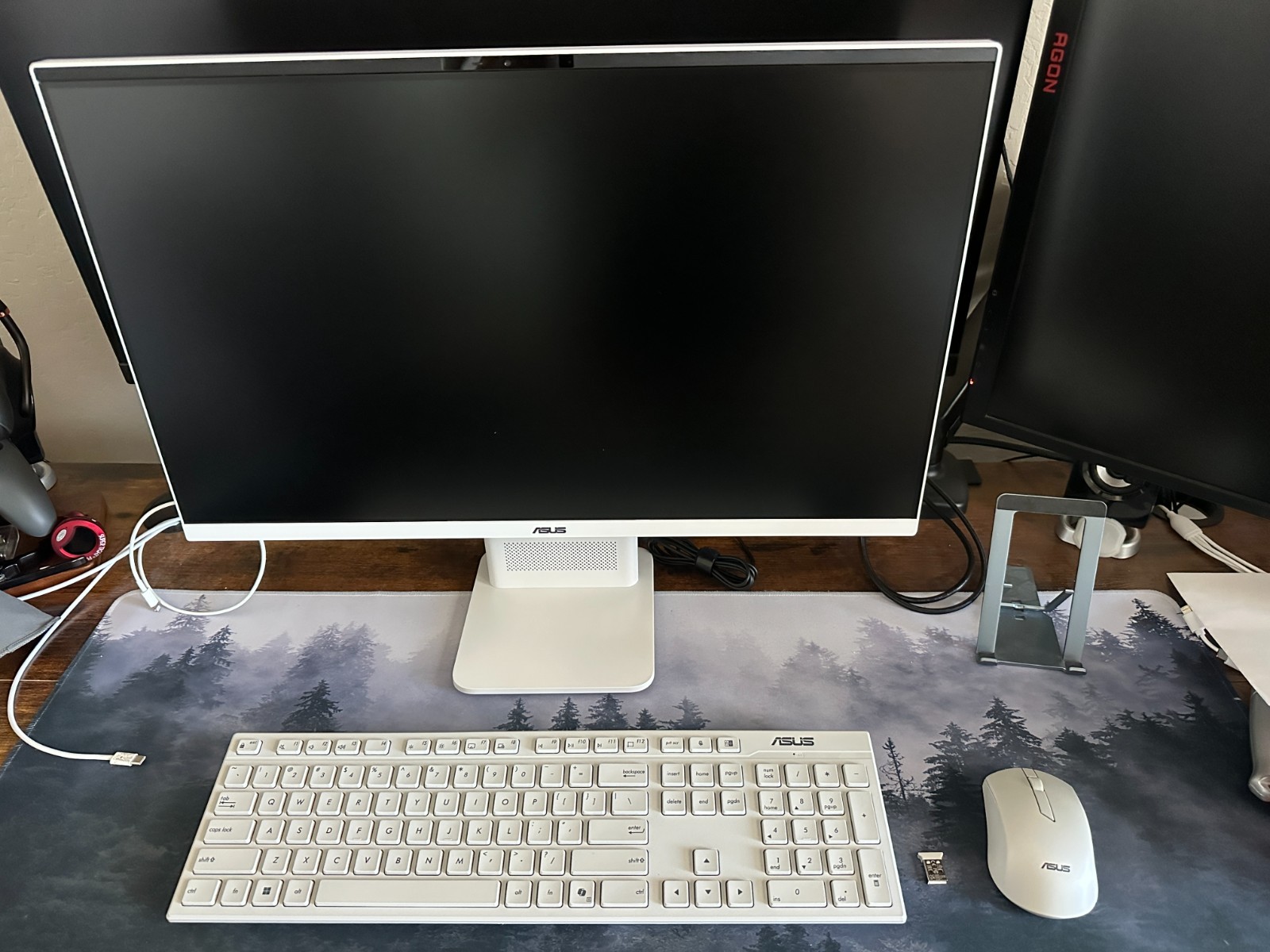 ASUS VM441 24″ FHD Touchscreen All-in-One – Snapdragon X – 16GB- 2026 Open Box!