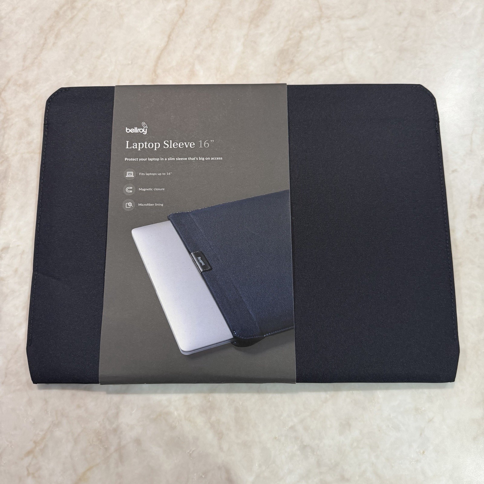 Bellroy Laptop Sleeve 16in Black NWOT Magnetic Closure Protective Case Cover