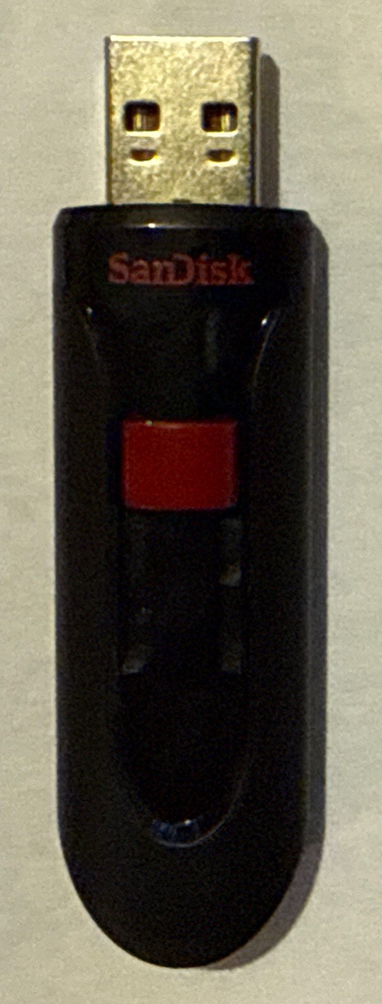 SanDisk 16GB Cruzer Glide USB Flash Drive