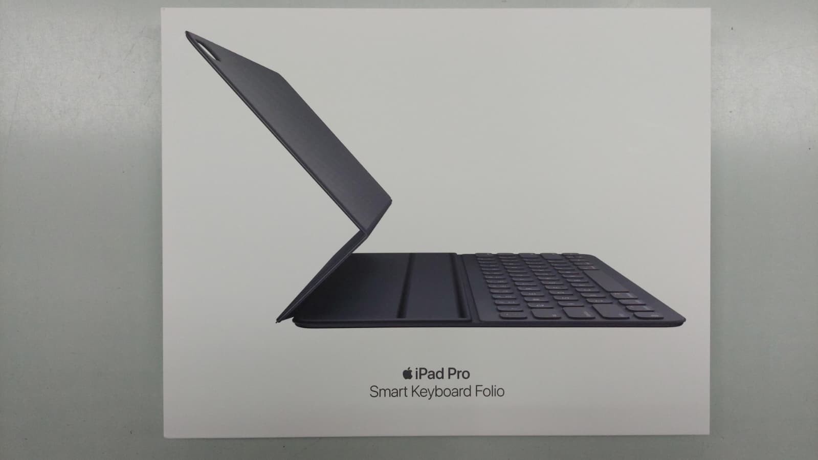 Genuine Apple Smart Keyboard Case for 12.9″ iPad Pro 3rd Gen & 2024 Ipad Air 13”