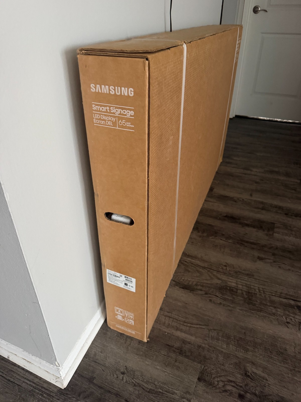 Samsung 65″ Commercial LED LCD Signage Display 4K QB65C 🇺🇸✨🇺🇸✨ NEW!