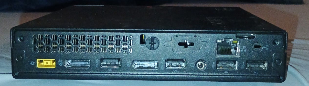 Lenovo ThinkCentre M715q AMD Ryzen 3 PRO 2200GE 3.2GHz 8GB 256GB 10VHS1HB00