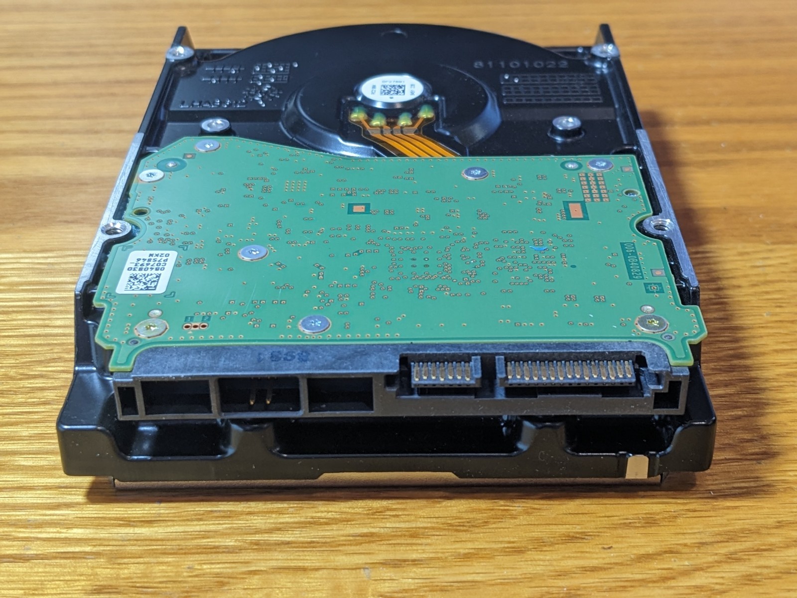 WD 8TB DC HC510 7.2K SATA 3.5″ Hard Drive HDD HUH721008ALN600 – 100% Health