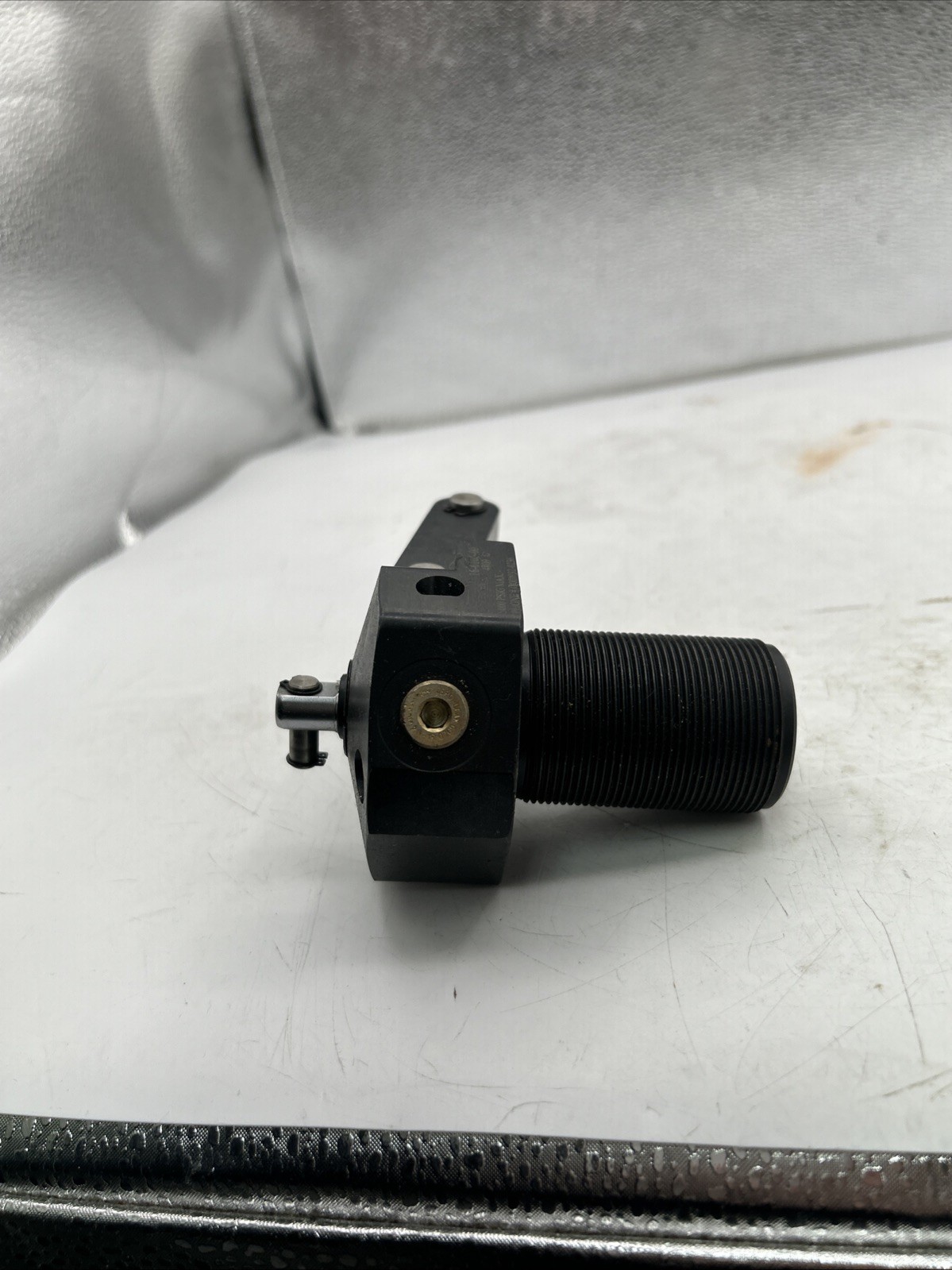 VEKTEK 16-6106-00 LINK CLAMP NSNP See Pics 30 Days Warranty
