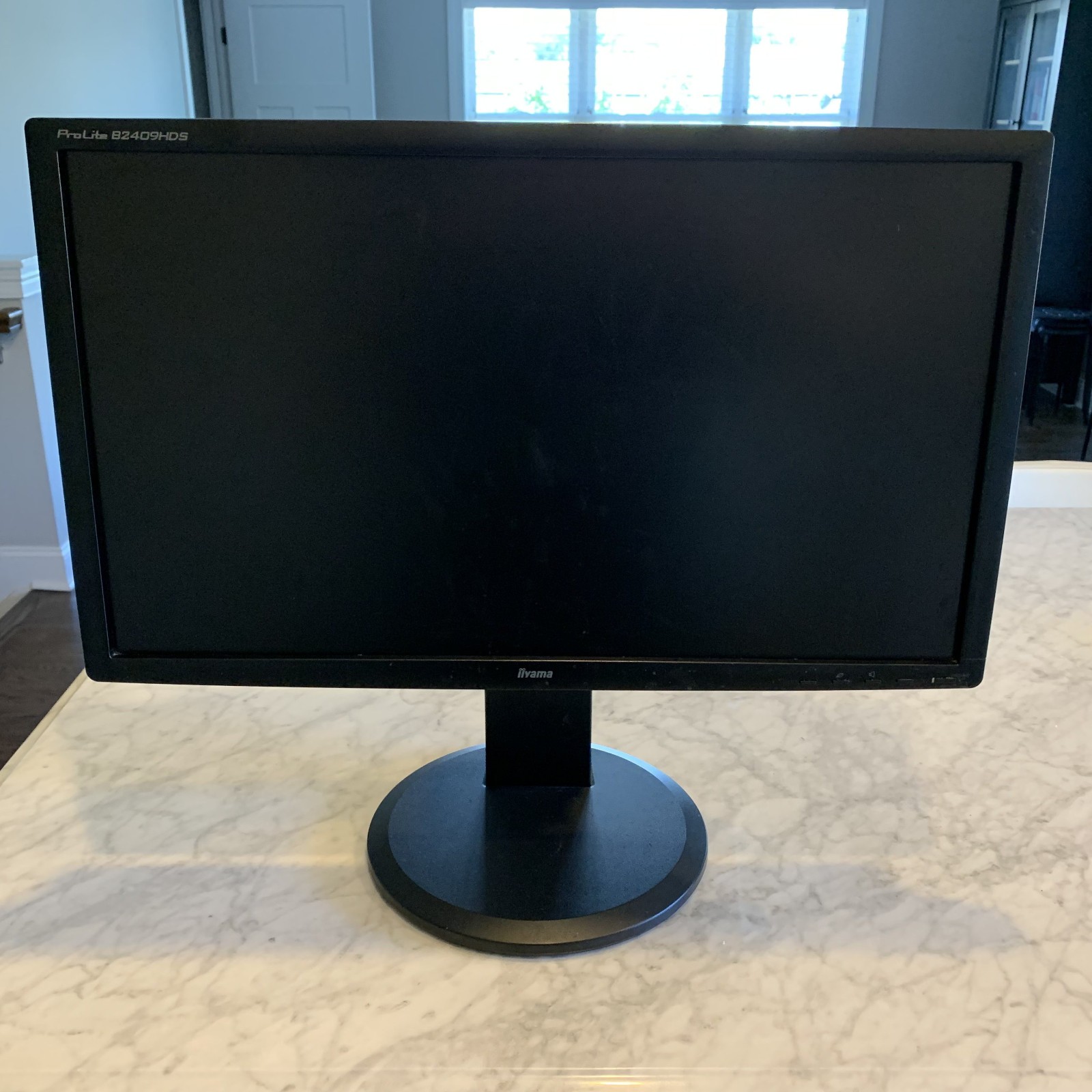 Iiyama ProLite B2409HDS-B1 24″ Full HD monitor (ergonomic, built-in speakers)