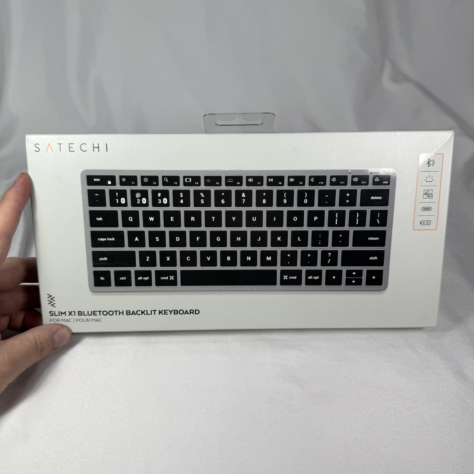 Satechi SLIM X1 USB C Bluetooth QWERTY Compact Backlit Keyboard FOR MAC Wireless