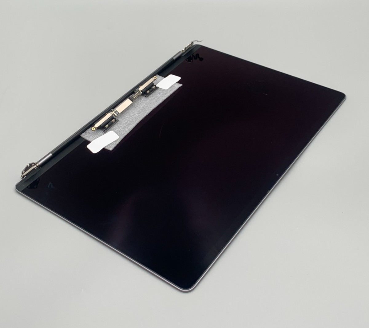 OEM Apple MacBook Pro 16″ A2141 LCD Screen Assembly 2019/2020 Gray Good