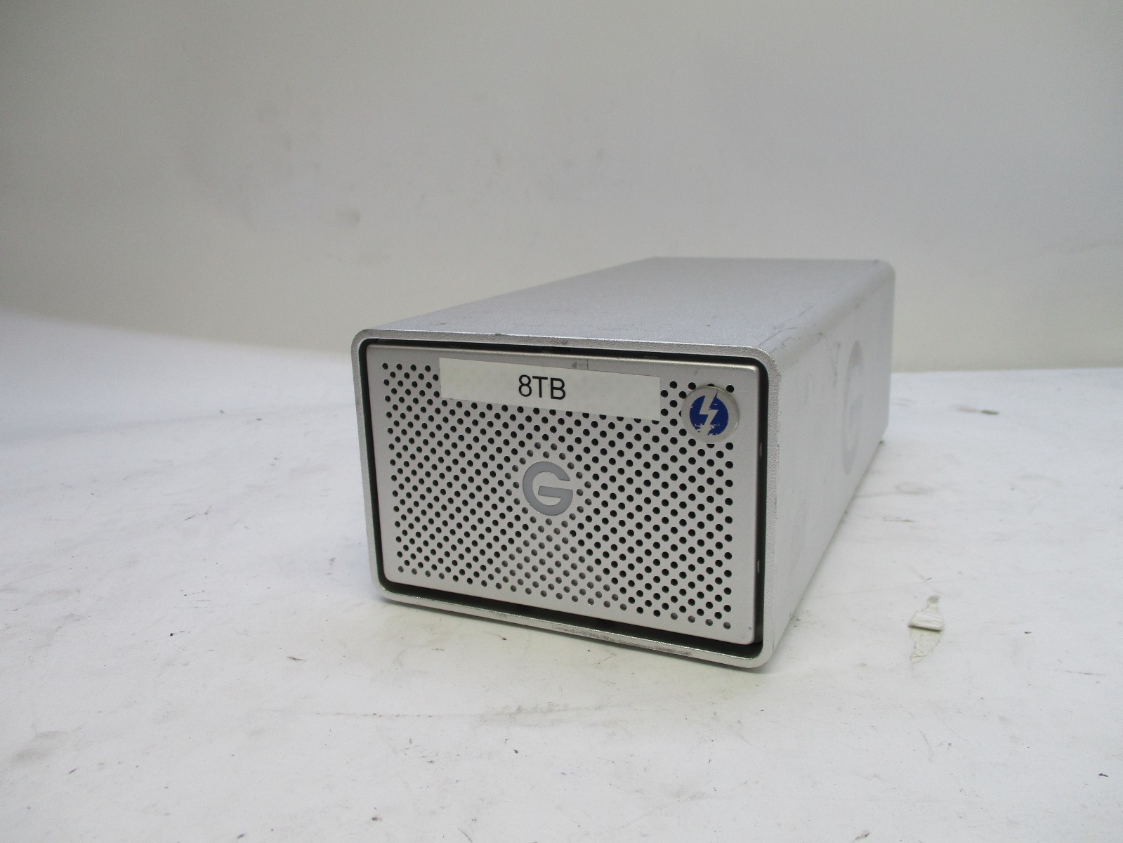 G-Technology 8TB G-RAID 2-Bay Thunderbolt 3 RAID Array Drive PN (0G05748) T8 E11