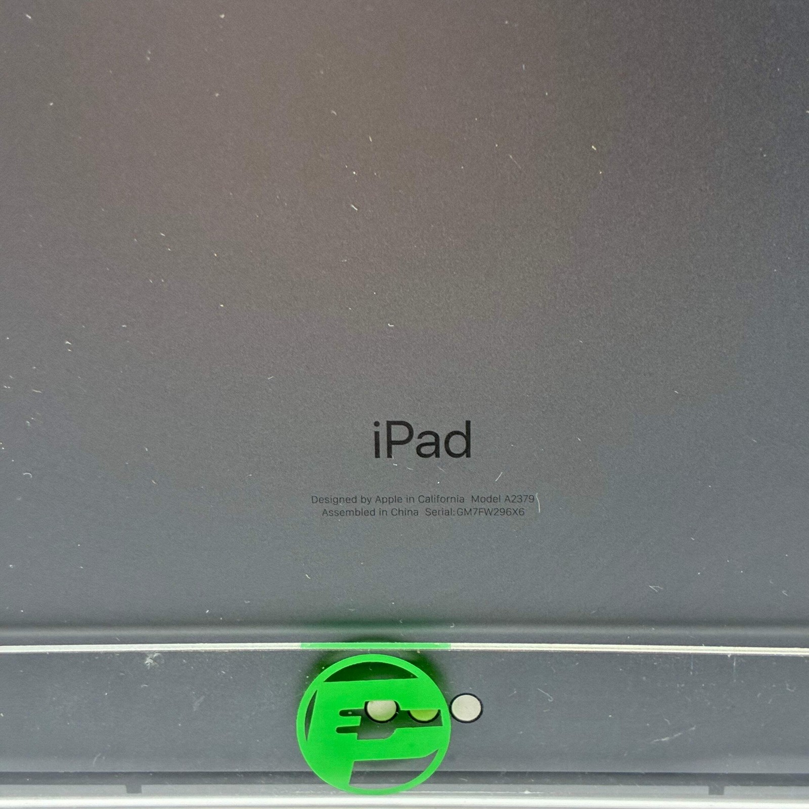 Unlocked Apple iPad Pro 12.9″ 5th Gen 1TB 26.2 Space Gray MHP13LL/A