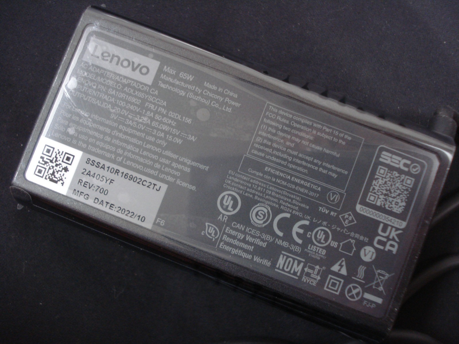 New Genuine Lenovo 65W USB-C AC Adapter Charger ADLX65YSCC3A SA10R16901 02DL155