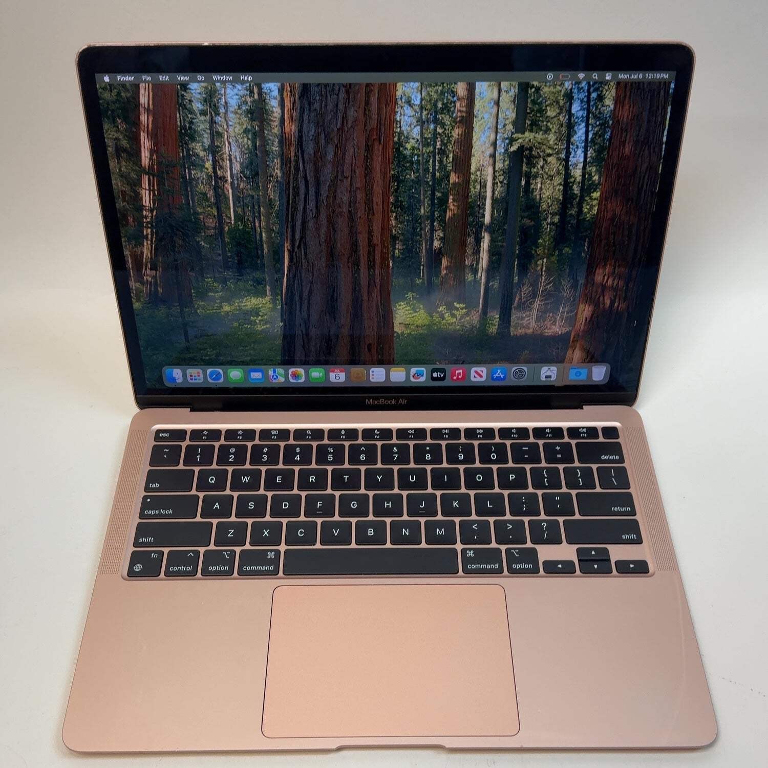 2020 Apple MacBook Air 13.3″ M1 7C GPU 3.2GHz 8GB RAM 256GB SSD A2337