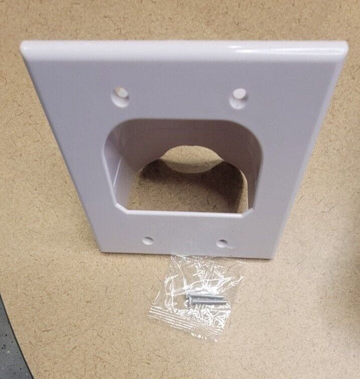 NEW 5 pack of 2 gang low voltage pass through plates w/ screws Buyer’s Point