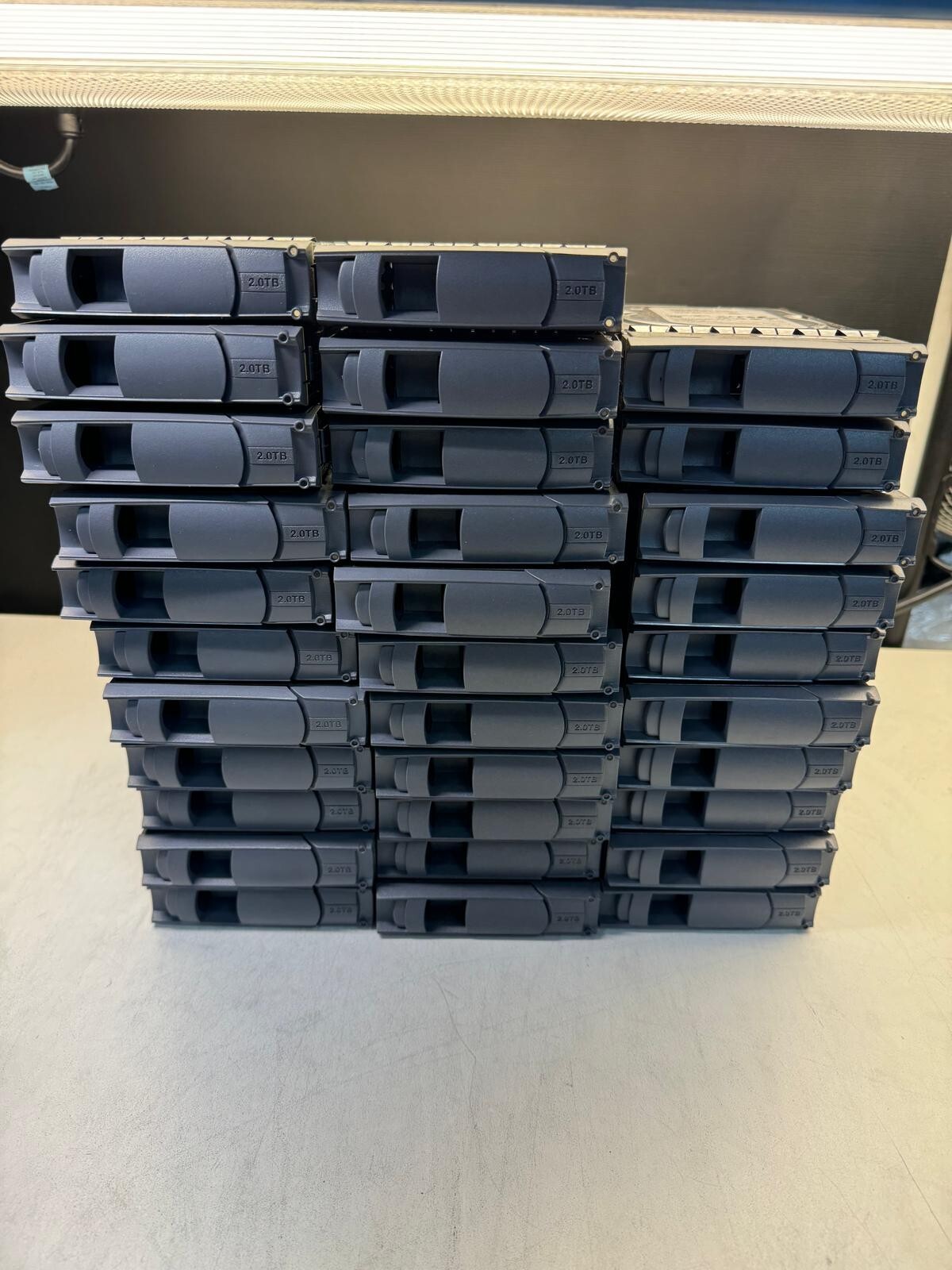 NetApp 2TB 108-00270+A0 X-306A-R5 7.2K RPM 6.0Gbps SATA Server Hard Drives