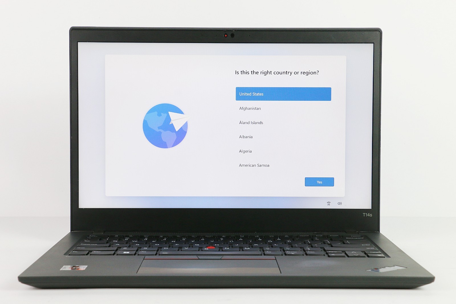 Lenovo ThinkPad T14s Gen 2 AMD Ryzen 7 Pro-5850U 16GB DDR4 500GB NVMe Win 11 Pro