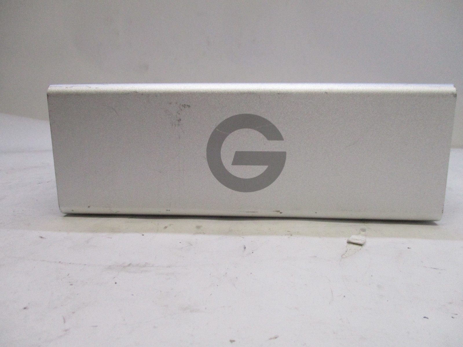 G-Technology 8TB G-RAID 2-Bay Thunderbolt 3 RAID Array Drive PN (0G05748) T8 E11