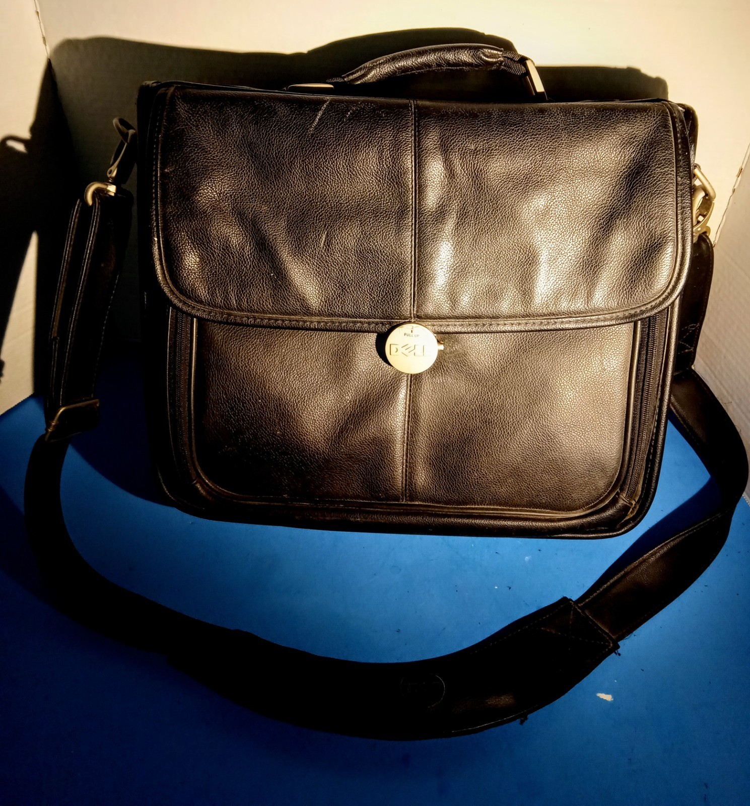 Laptop Computer Case-Blk-Dell-Pad Strap-For 15in Laptops-pre-owned