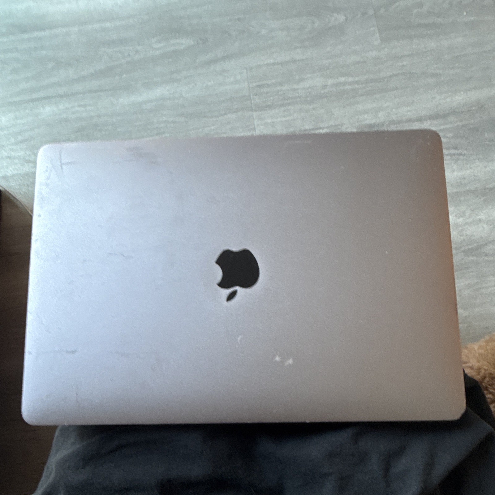Apple MacBook Pro 12in Silver Core M 1.10GHz 8GB RAM 256GB SSD (2016)