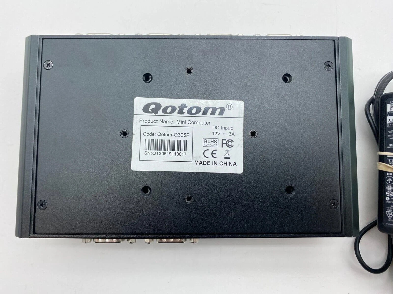 Qotom Q305p 3205u 4GB 32GB SSD Mini PC COM Serial Port IPC POS Computer RS-232