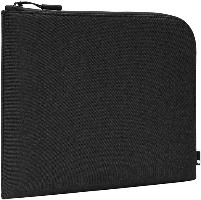 Incase – Facet Sleeve up to 16″ Macbook Pro – Black