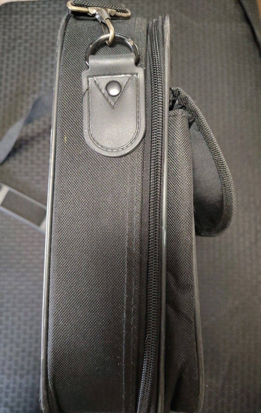 Icon Hacker Notebook Laptop Shoulder Strap Case Bag 100H Black – READ ALL INFO