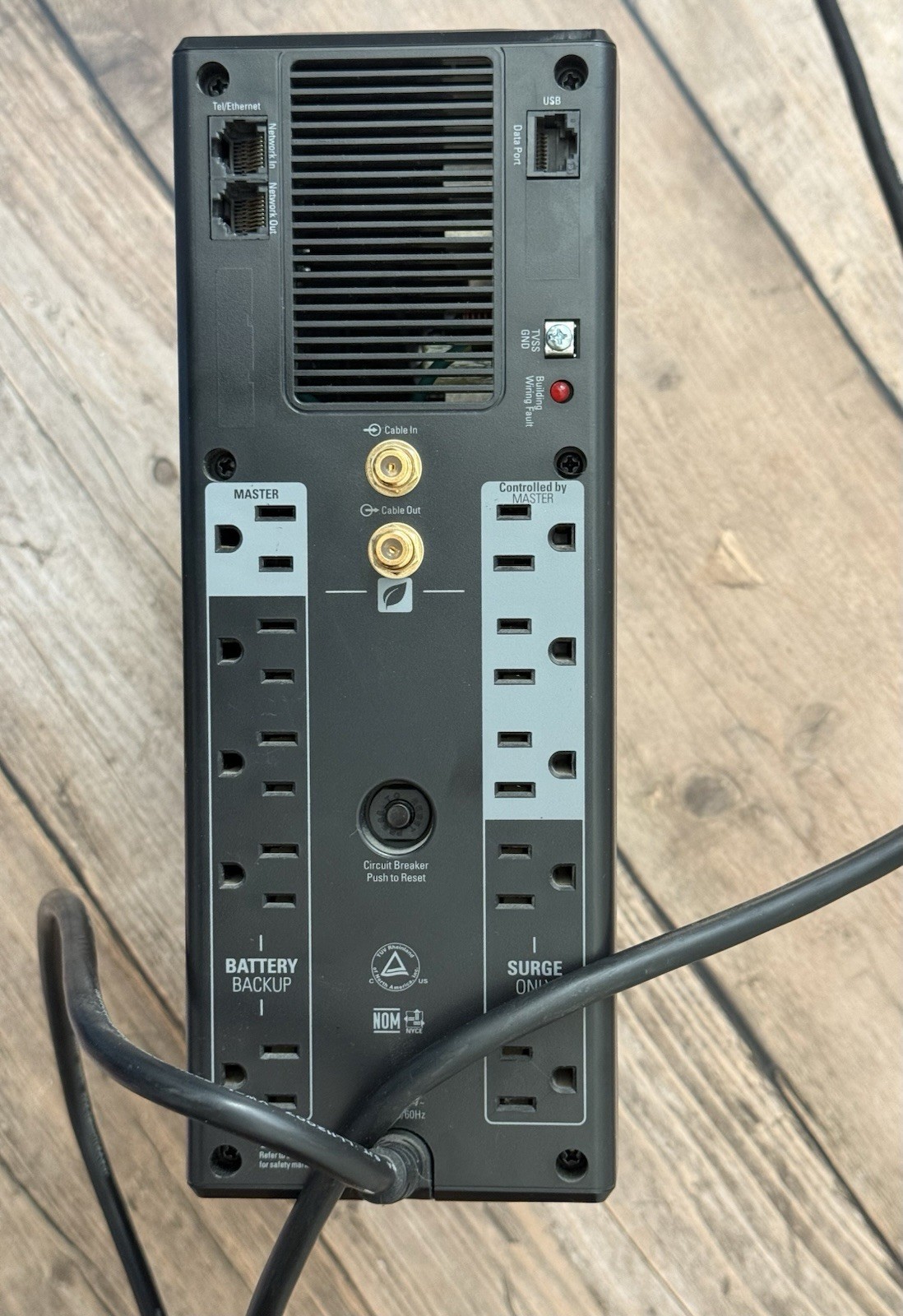 APC Back-UPS XS 1500 BX1500G 865W UPS Battery Backup Surge Protector YES Battery