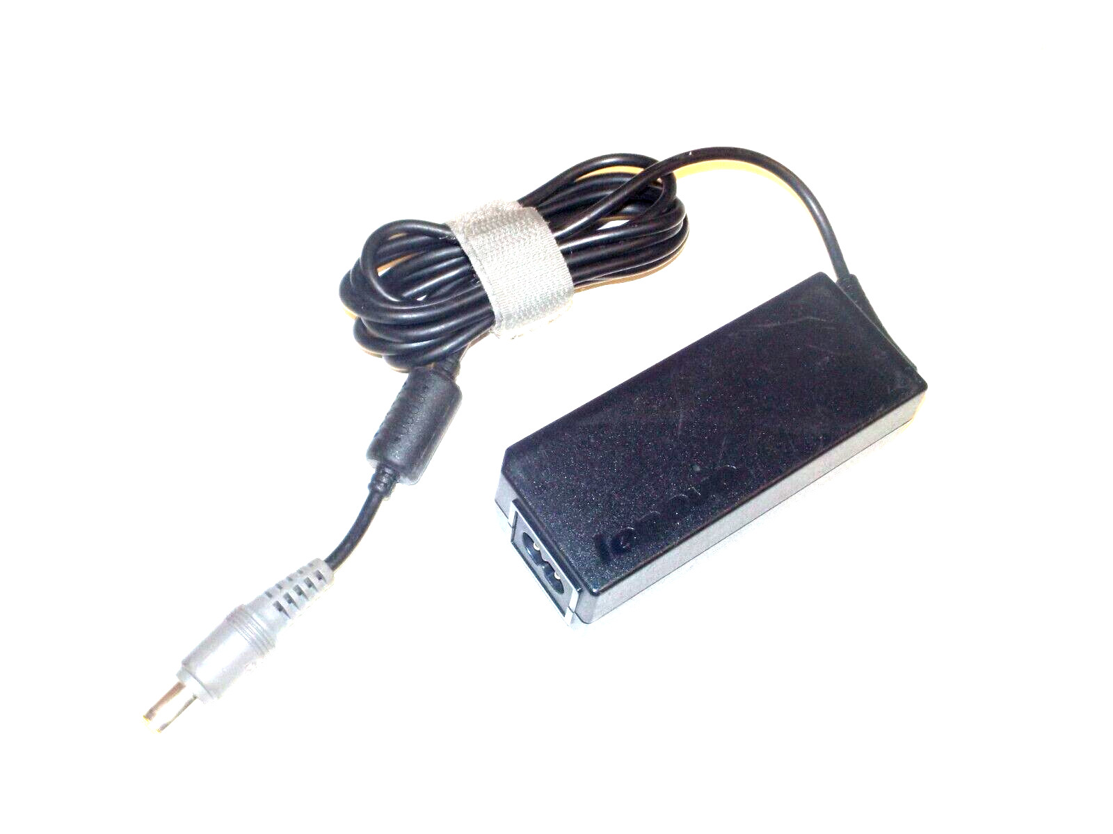 OEM Lenovo 42T5282 92P1156 65W AC Adapter 20V 3.25A (Power Cord not included)